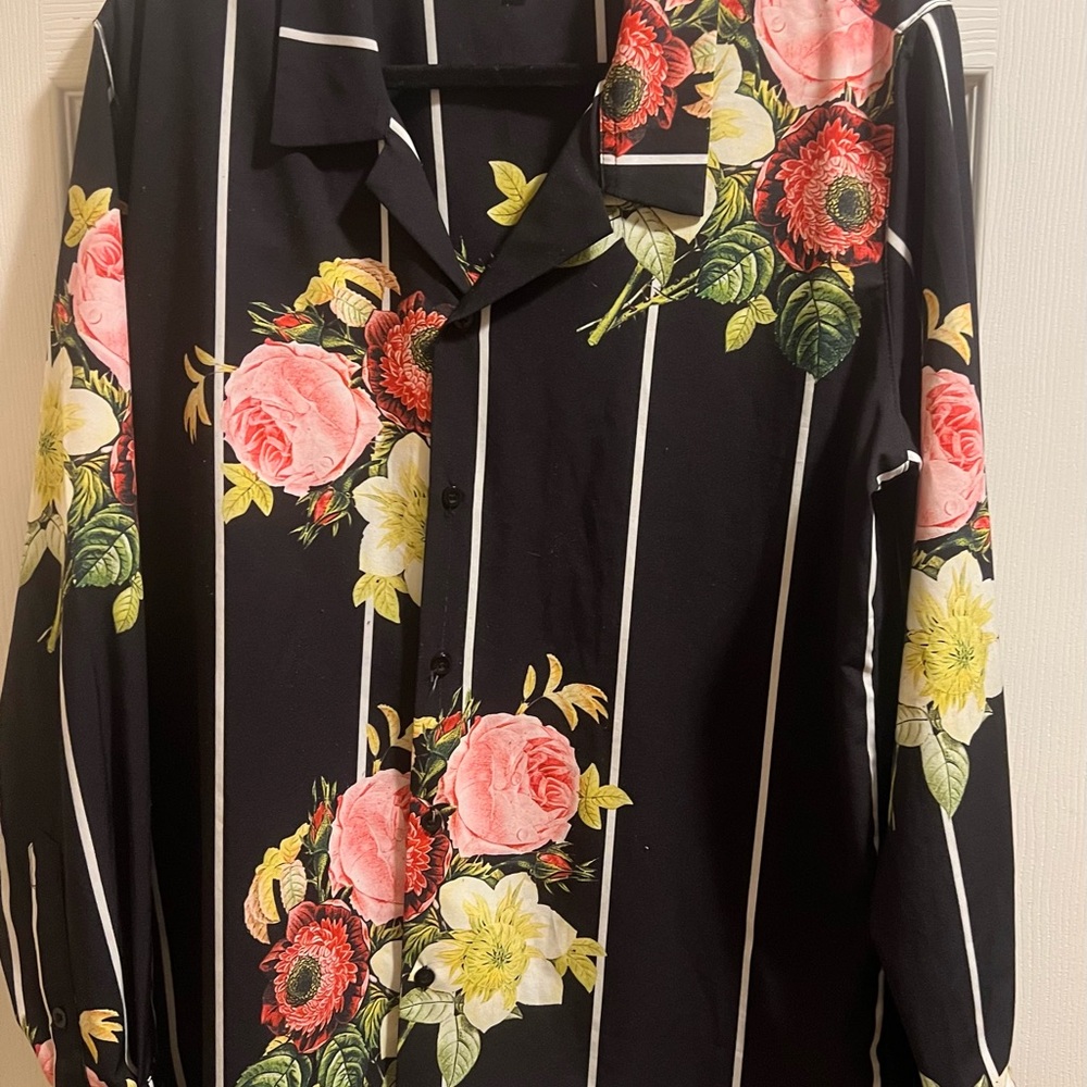 Fashion Nova Black Floral Stripe Men's Shirt